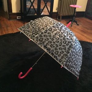 Pink & Cheetah Super Cute Umbrella!!!